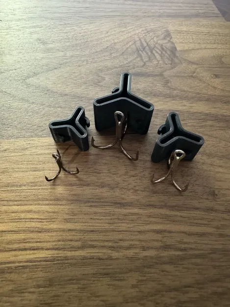 Giá đỡ lưỡi câu ba tiêu gắn trên cần câu - Image 1