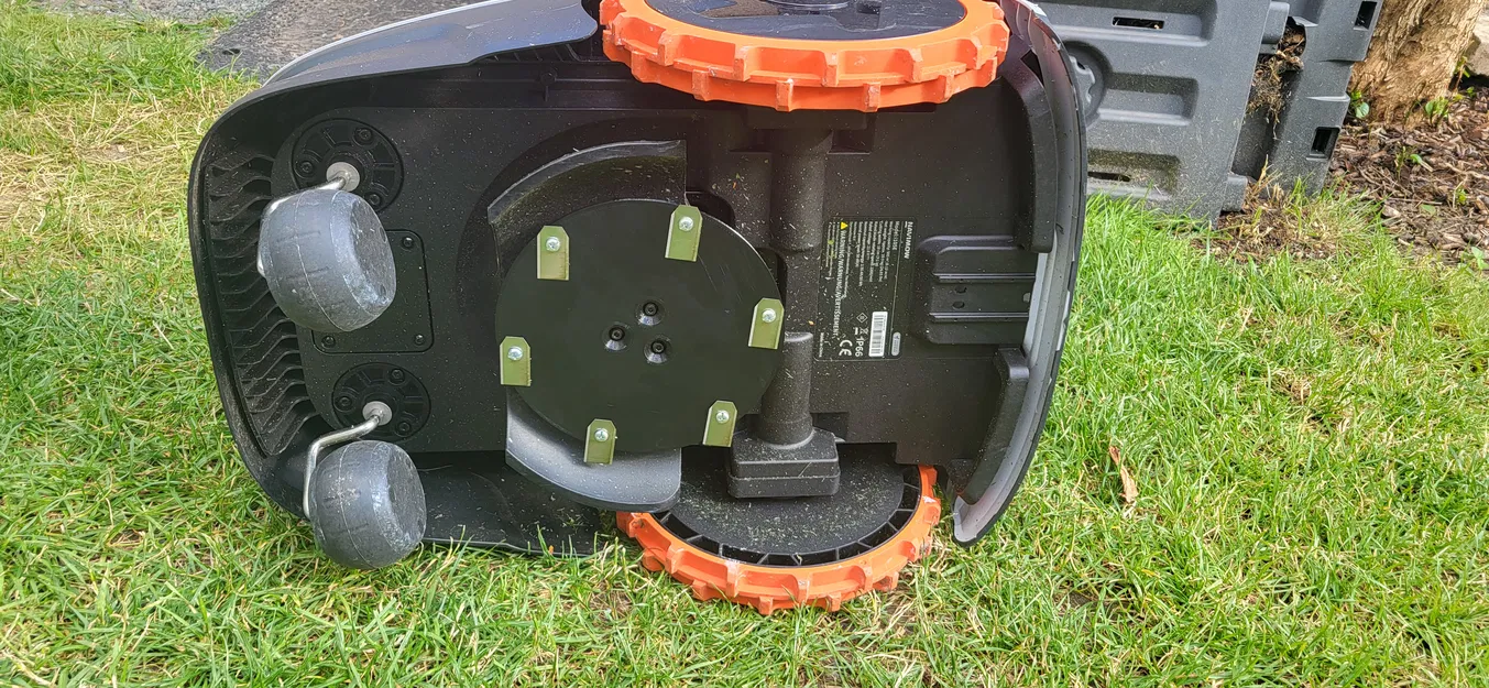 Đế Lưỡi Cắt Segway Navimow i105e cho 6 Lưỡi & Rộng Hơn 2cm - Image 1