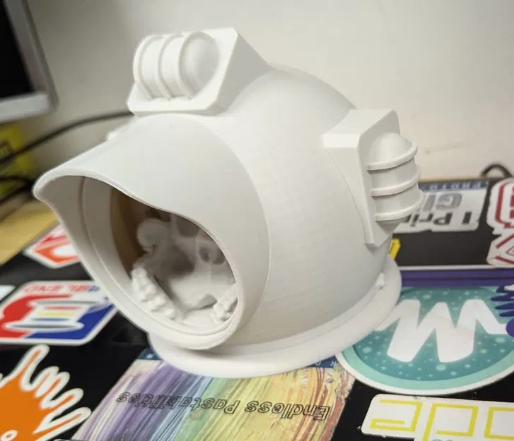 Nón Lặn, Phiên Bản Sọ Bạch Tuộc Remixed - Image 2