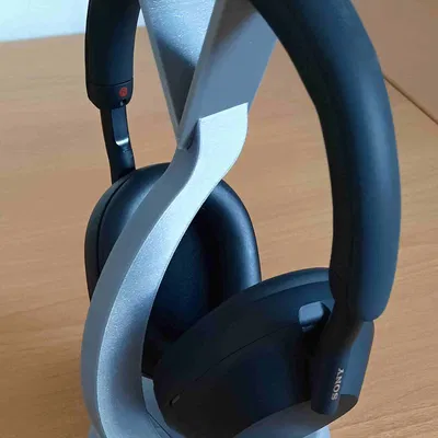 Chân Đế Tai Nghe