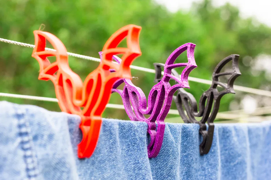 Kẹp Quần Áo Hình Cánh Dơi - Image 1