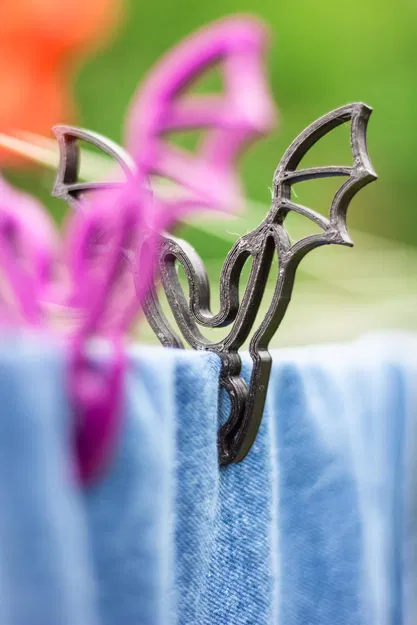 Kẹp Quần Áo Hình Cánh Dơi - Image 3