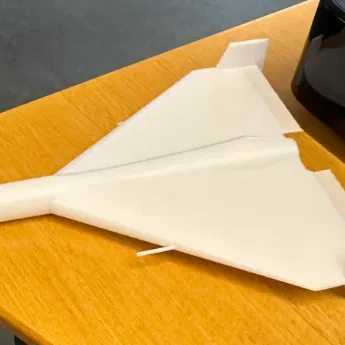 Mô Hình Máy Bay Không Người Lái HESA Shahed 136 Tỉ Lệ 1:10