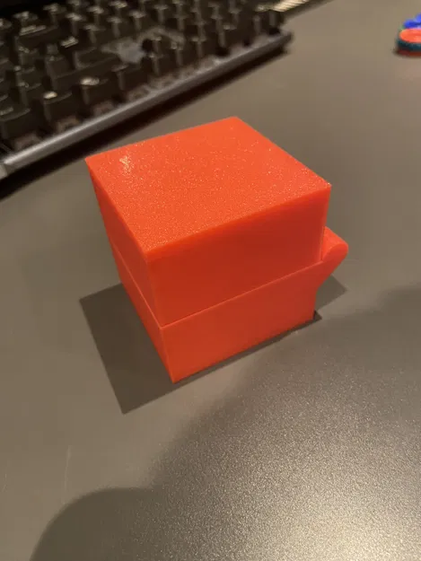 Hộp 50X50X50mm Có Bản Lề Và Khóa Gài - Image 7