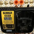 Giá đỡ sạc Dewalt DCB115 20v cho Multiboard - Thumbnail 1