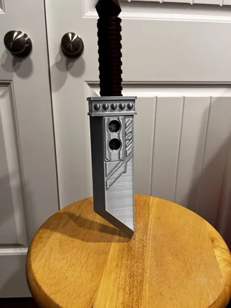 Hộp Đựng Xúc Xắc Kiếm Buster Sword - Image 2