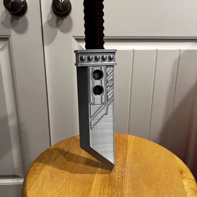 Hộp Đựng Xúc Xắc Kiếm Buster Sword