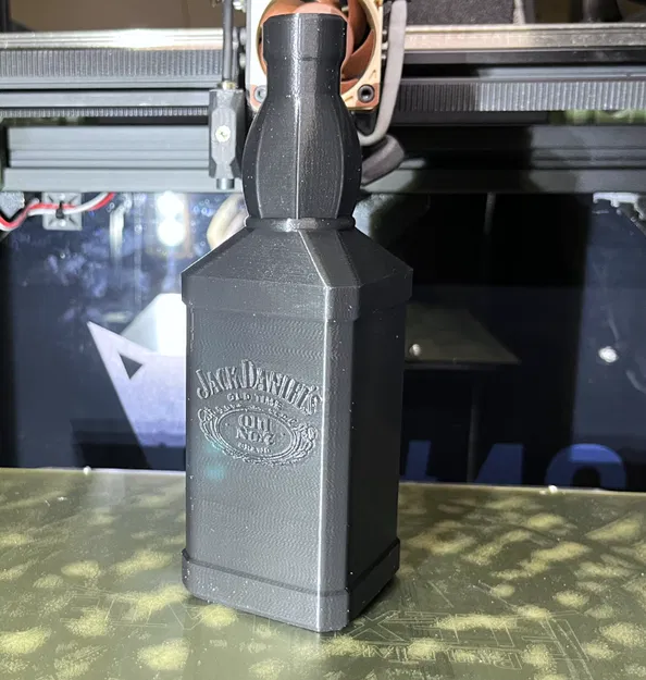 Còi Jack Daniels kèm chai đựng đồ - Image 3