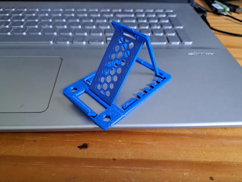 Giá Đỡ Điện Thoại Cỡ Thẻ Tín Dụng - Image 1