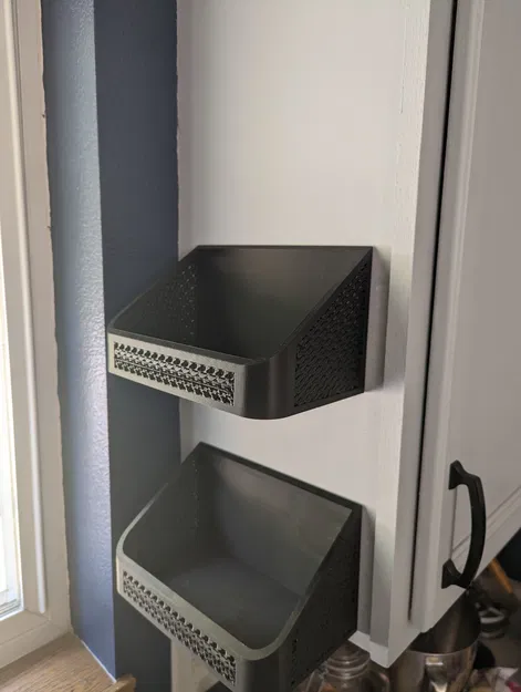 Rổ/Kệ treo tường - Image 1