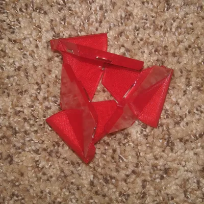 Hộp Mobius Kaleidocycle (hộp nhẫn động)