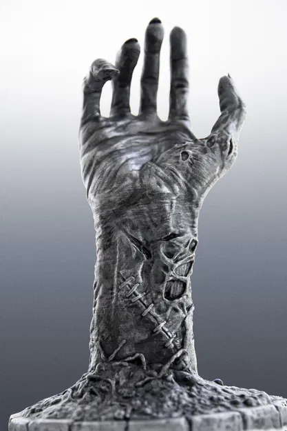 Mô hình Bàn Tay Zombie - Image 2