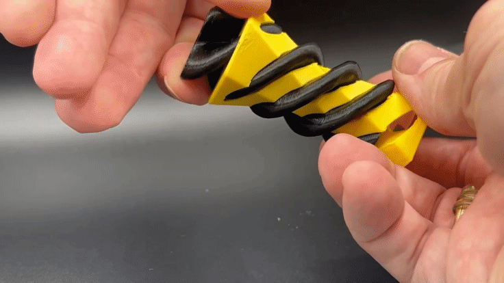 Mô hình Lục Giác Xoắn Không Thể (Không Cần Hỗ Trợ) - Thumbnail 1