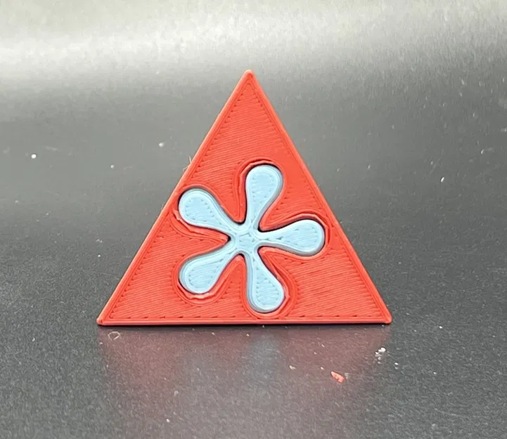 Mô hình Fidget Xoắn Ốc Chóp Tam Giác Đi Qua Không Tưởng - Image 2