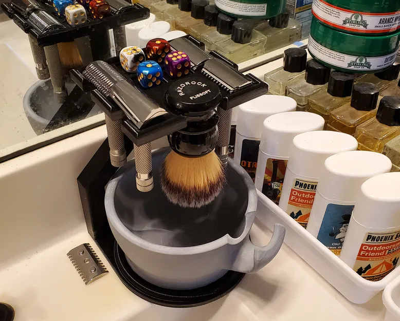 Kệ Dao Cạo Râu An Toàn Cho 4 Dao, Cọ, Tô, Xúc Xắc - Image 1