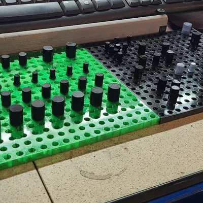 Hệ Thống Lưu Trữ Ngăn Kéo Tích Hợp Modun Kiểu Pegboard