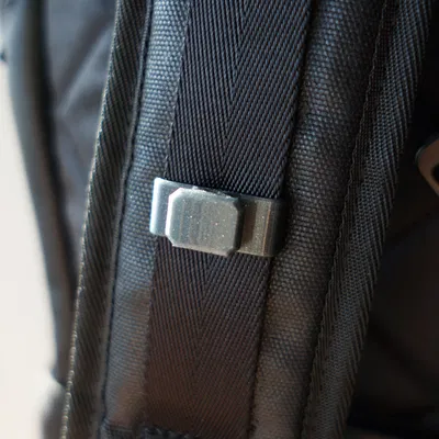 Phụ kiện chống trượt cho dây đeo ba lô