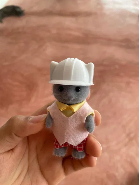 Nón Bảo Hiểm Cho Mèo Sylvanian Families - Image 1