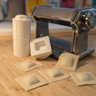 Dụng cụ Cán và Đóng Dấu Ravioli (An toàn thực phẩm 100%)