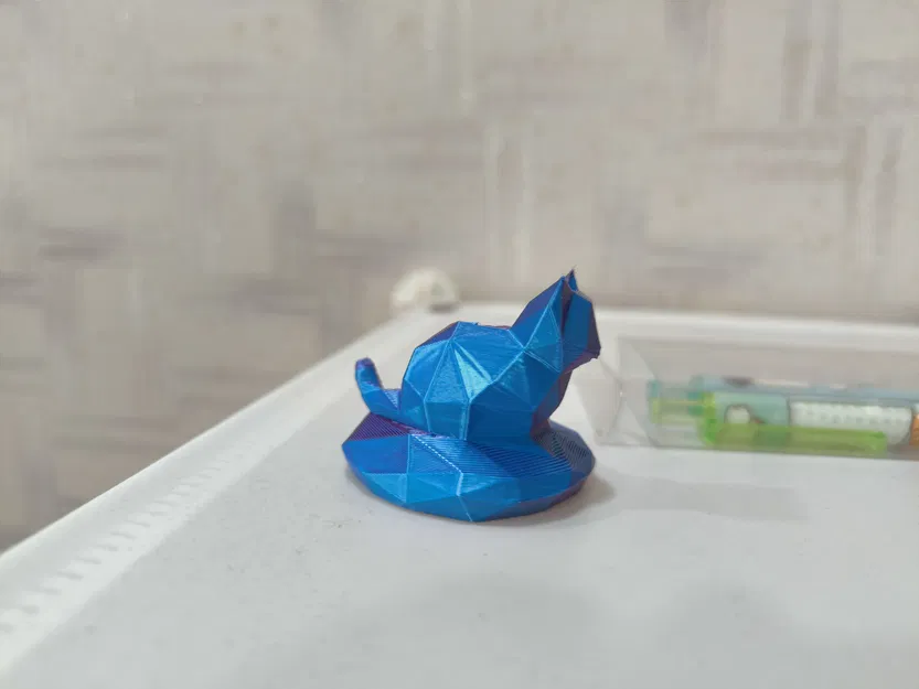 Mô hình mèo lowpoly dễ thương ngồi trên đá - Image 3