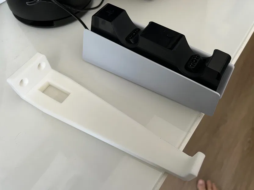 Giá Treo Tường Đế Sạc PS5 Dualsense V2 - Image 2