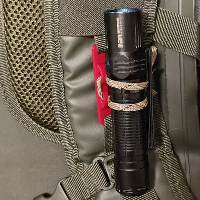 Molle MultiFix - Kẹp "bất cứ thứ gì" cho dây Paracord hoặc Bungee