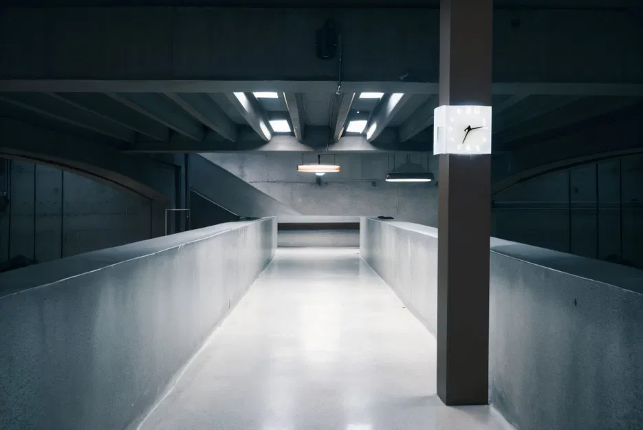 Đồng Hồ Treo Góc Tường - Image 6