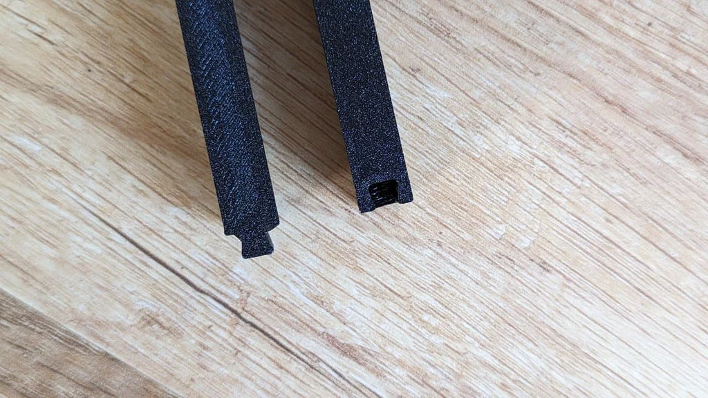 Qidi Q1 Pro - Miếng đệm trên có khớp đuôi én (không cần dán) - Image 4