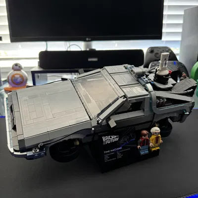 Đế Dựng Xe Delorean Lego Back to the Future