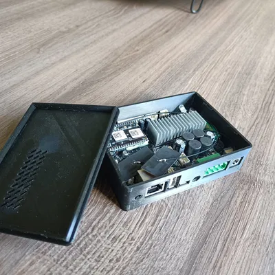 Vỏ Case Arylic Up2Stream Amp v4