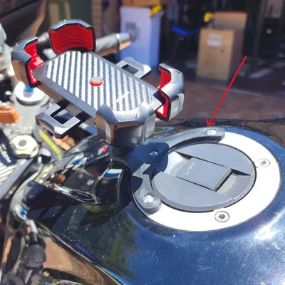 Giá đỡ xe máy gắn bình xăng cho holder điện thoại 17mm