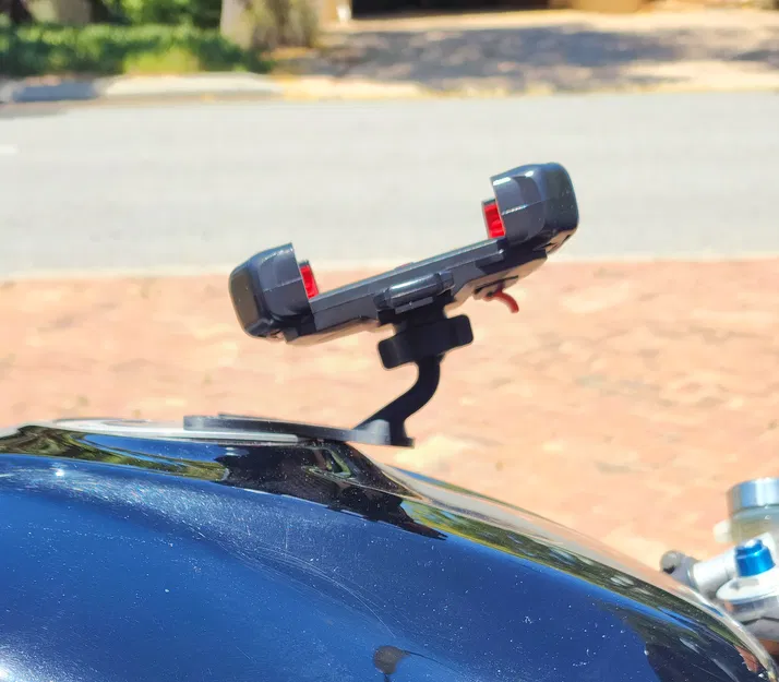 Giá đỡ xe máy gắn bình xăng cho holder điện thoại 17mm - Image 3