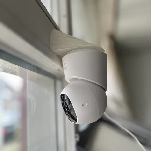 Giá treo tường/dọc cho Eufy C210, C220 - Image 1