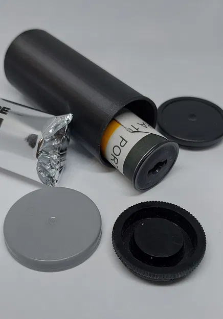 Hộp Đựng Phim 120 Đơn - Sử Dụng Nắp Vỏ Phim 35mm - Image 1
