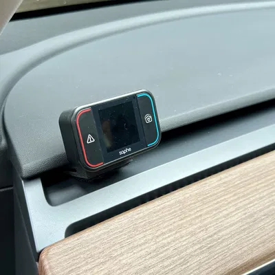 Giá đỡ Saphe Pro cho Tesla Model Y