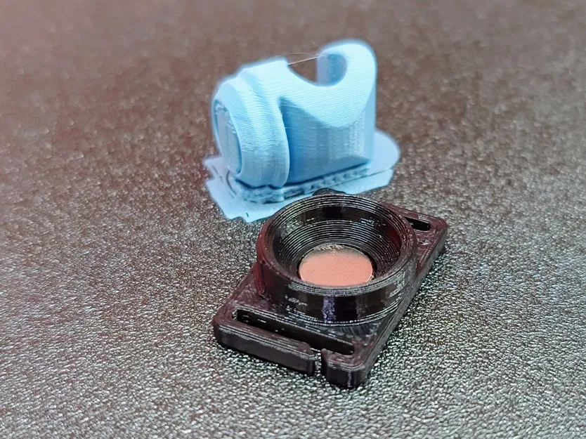 Kẹp ống Camelbak có nam châm - Image 3