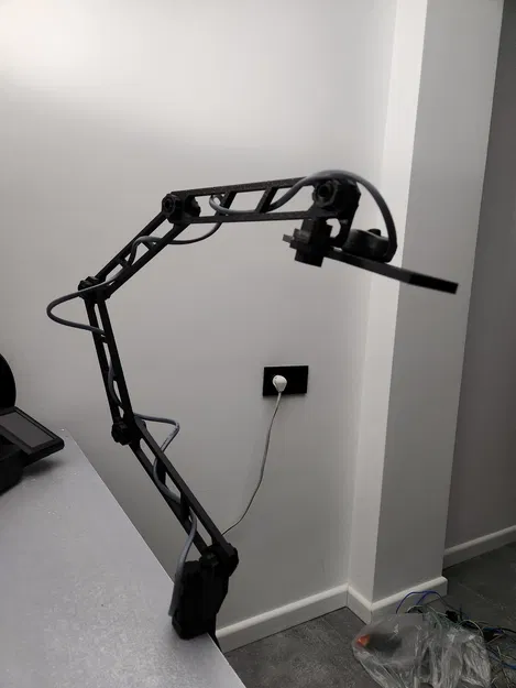 Đèn bàn khớp nối Articulating Desk Lamp - Image 2