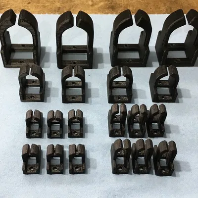 Kẹp Quản Lý Dây Cáp Dễ Dùng