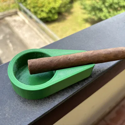 Gạt Tàn Có Chỗ Đặt Cigar