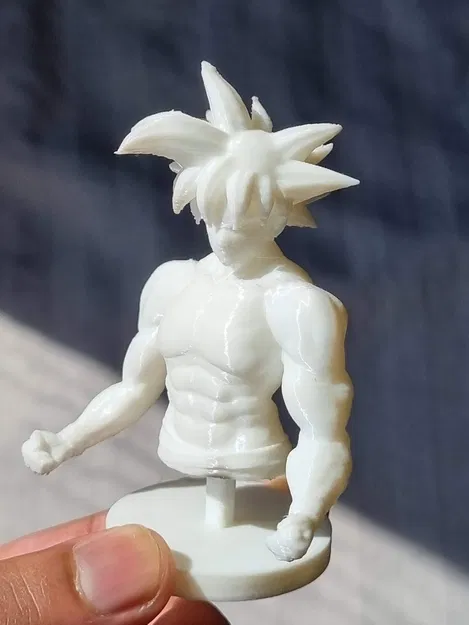 Tượng Goku Kèm Đế Từ Dragon Ball - Image 2