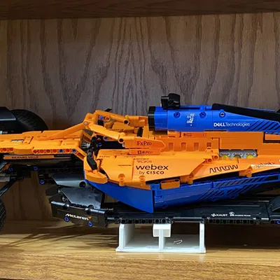 Chân đế xe Lego Technic McLaren F1 2022