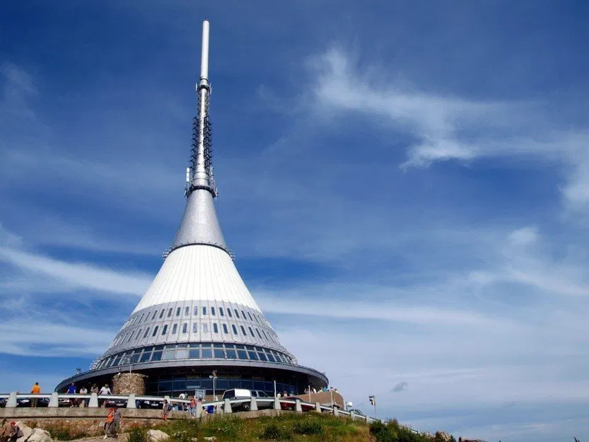 Mô hình Khách sạn Ještěd Tỷ lệ Z (1:220) - Image 1