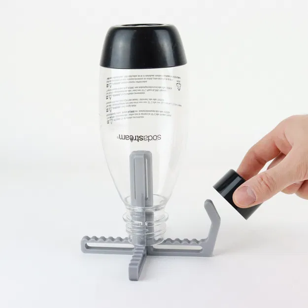 Chỗ Phơi Chai Có Kèm Móc Giữ Nắp - Image 1