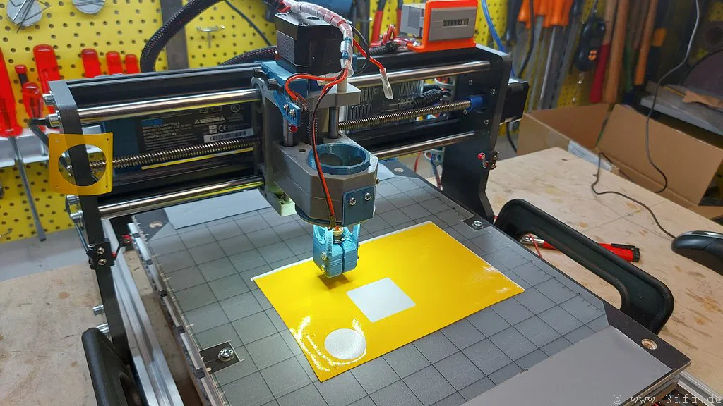 Mở rộng máy CNC 3018 để làm máy cắt decal - Image 3