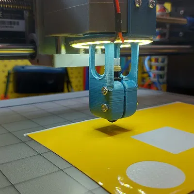 Mở rộng máy CNC 3018 để làm máy cắt decal