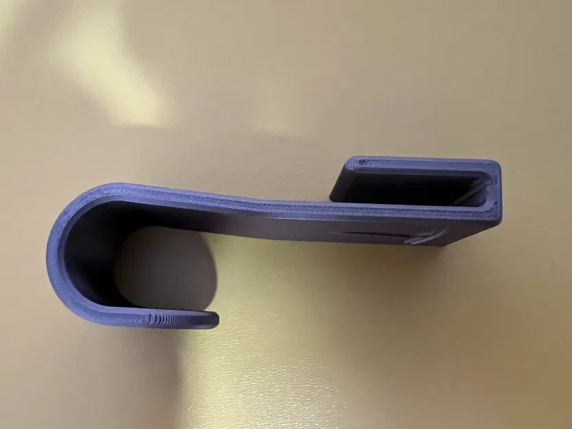 MÓC TREO GHẾ SAU TESLA MODEL Y - Logo Optimus hoặc Tesla - Image 4