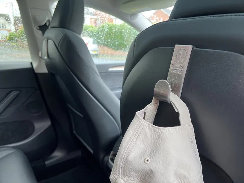 MÓC TREO GHẾ SAU TESLA MODEL Y - Logo Optimus hoặc Tesla - Image 8