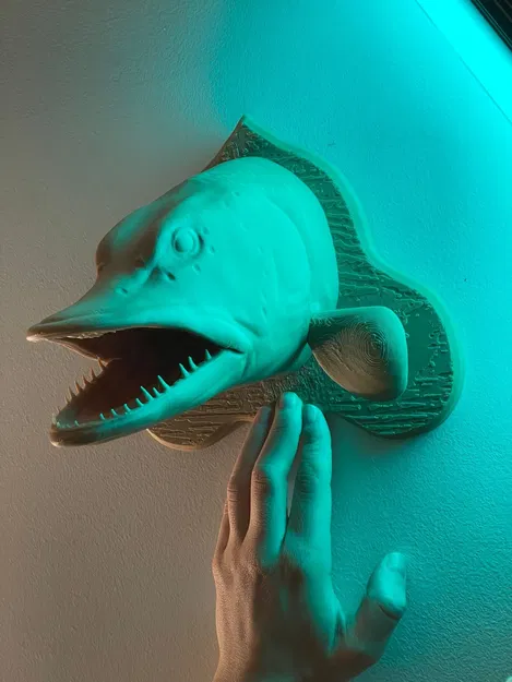 Trang trí đầu cá chó treo tường - Image 1