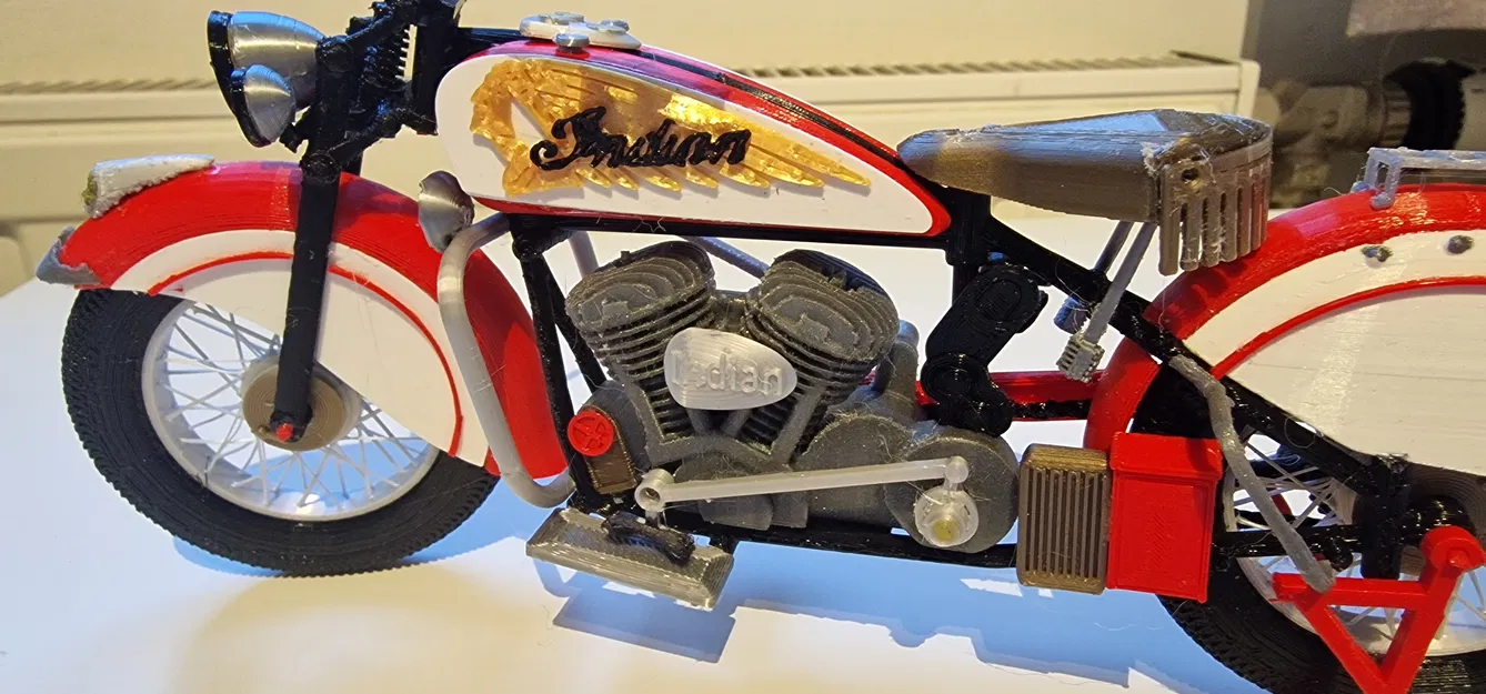 Mô hình xe Indian Chief đời 1947 của Ed van der Heijden - Image 17