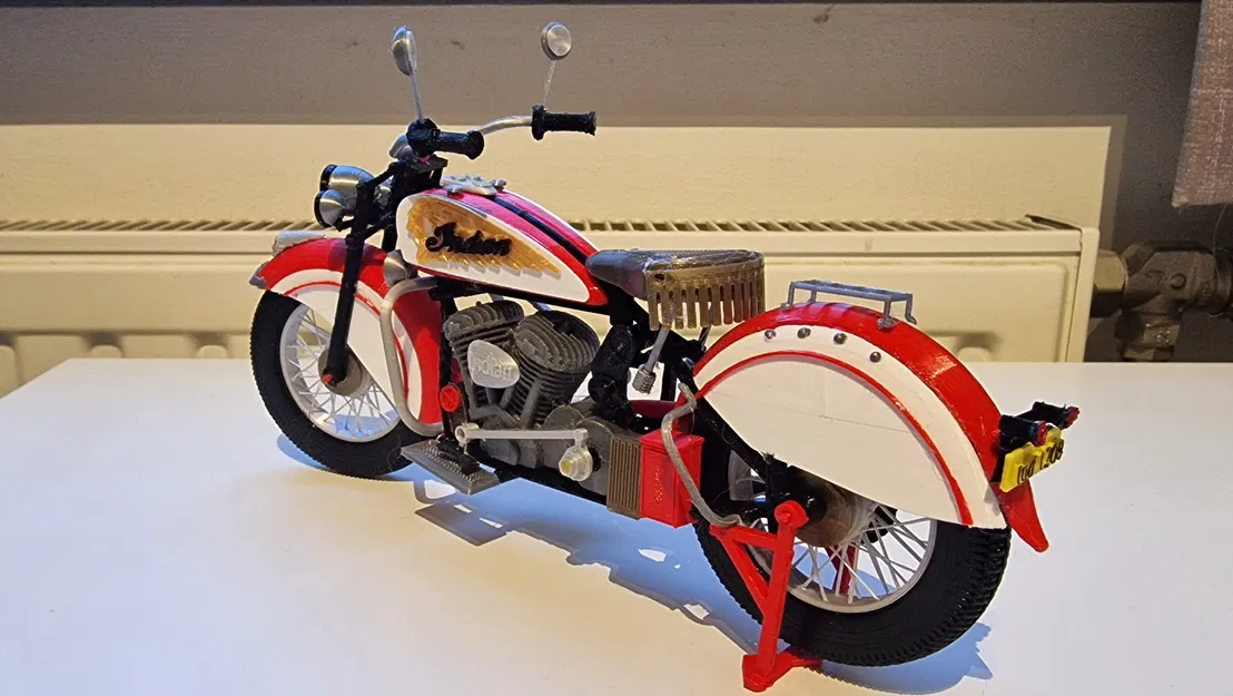 Mô hình xe Indian Chief đời 1947 của Ed van der Heijden - Image 19